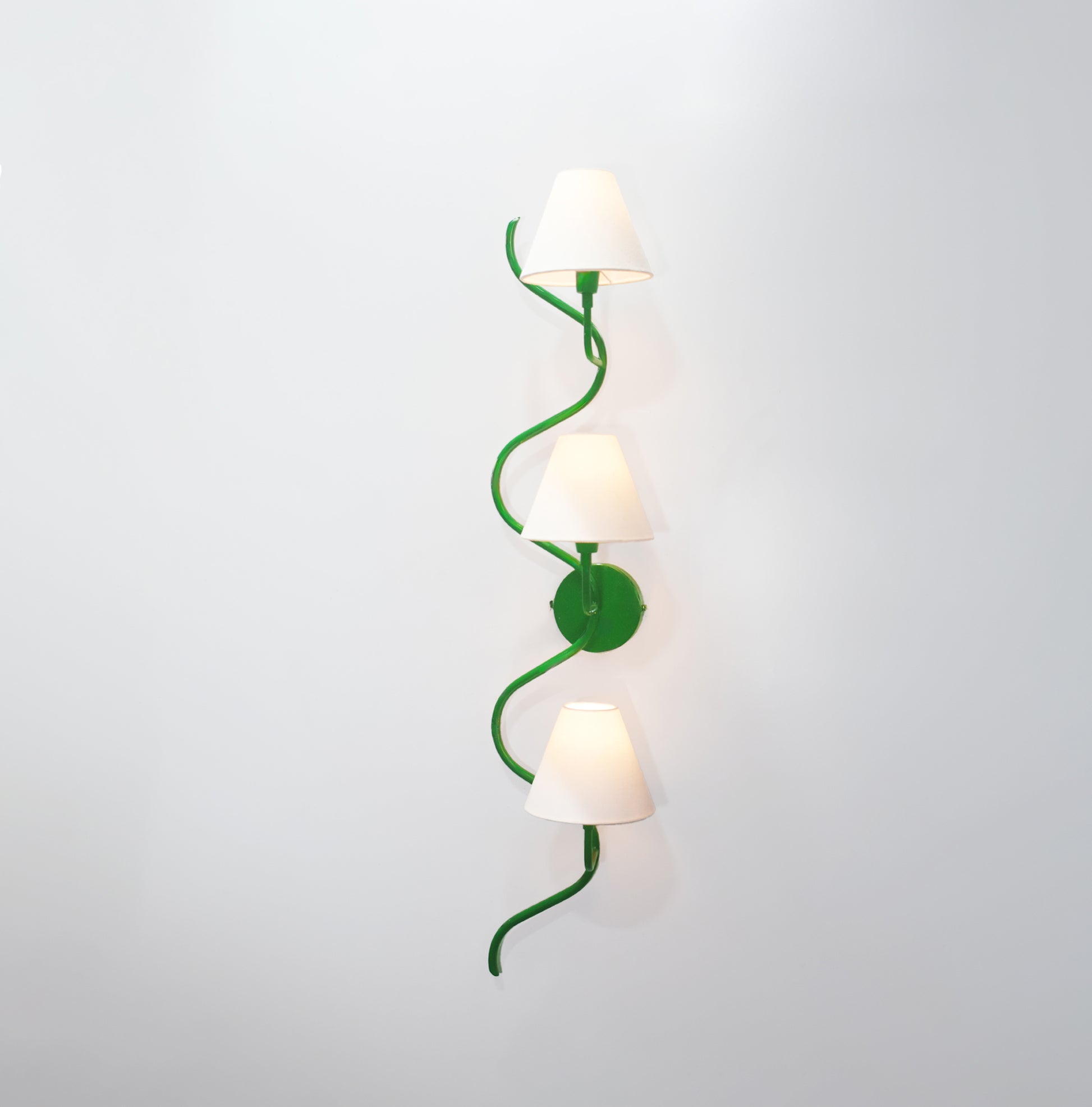 Stunning Green Wall Light Ideas for Your Home