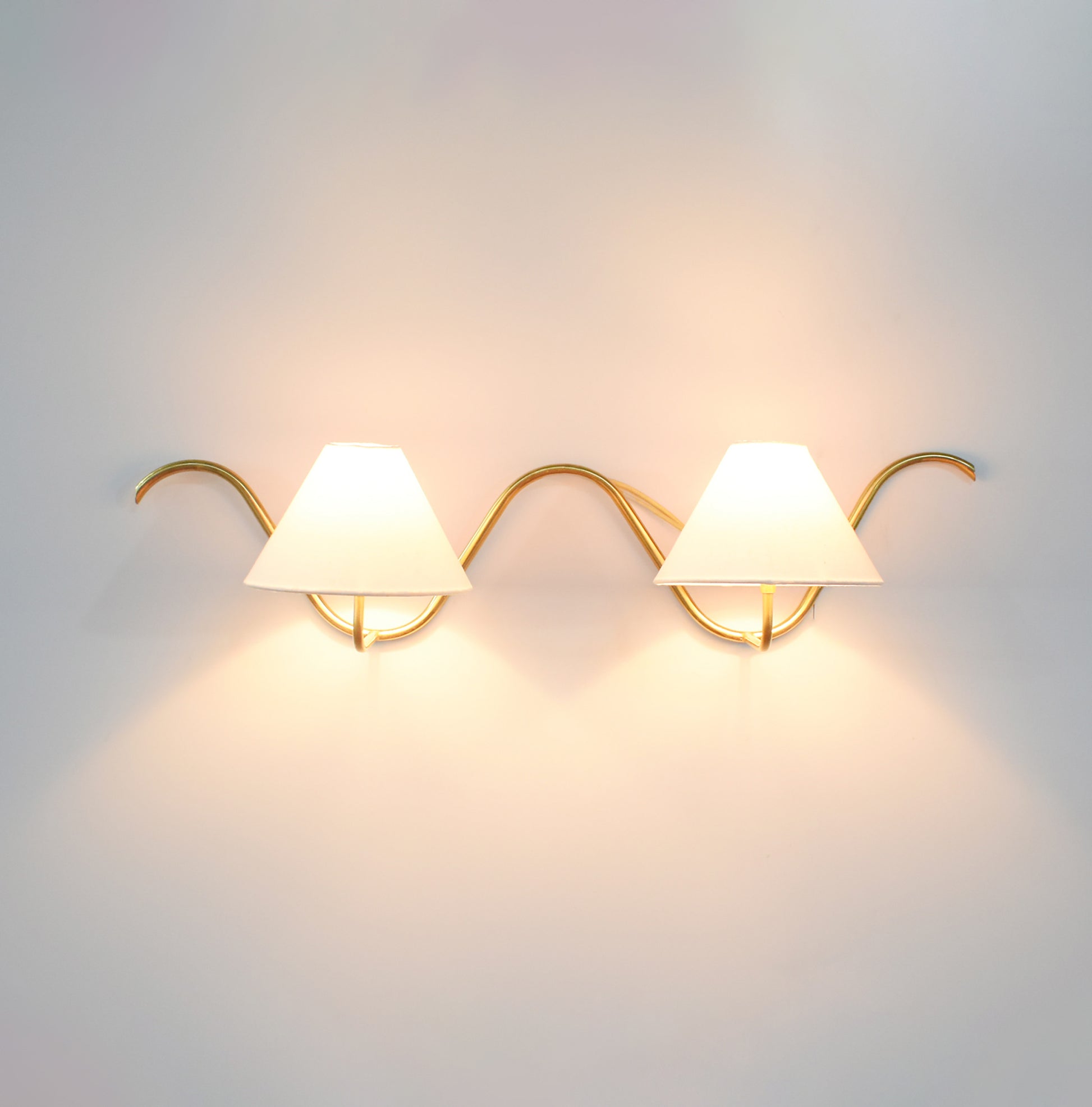 Best Golden Wall Lamps with Dual Bulb Options golden
