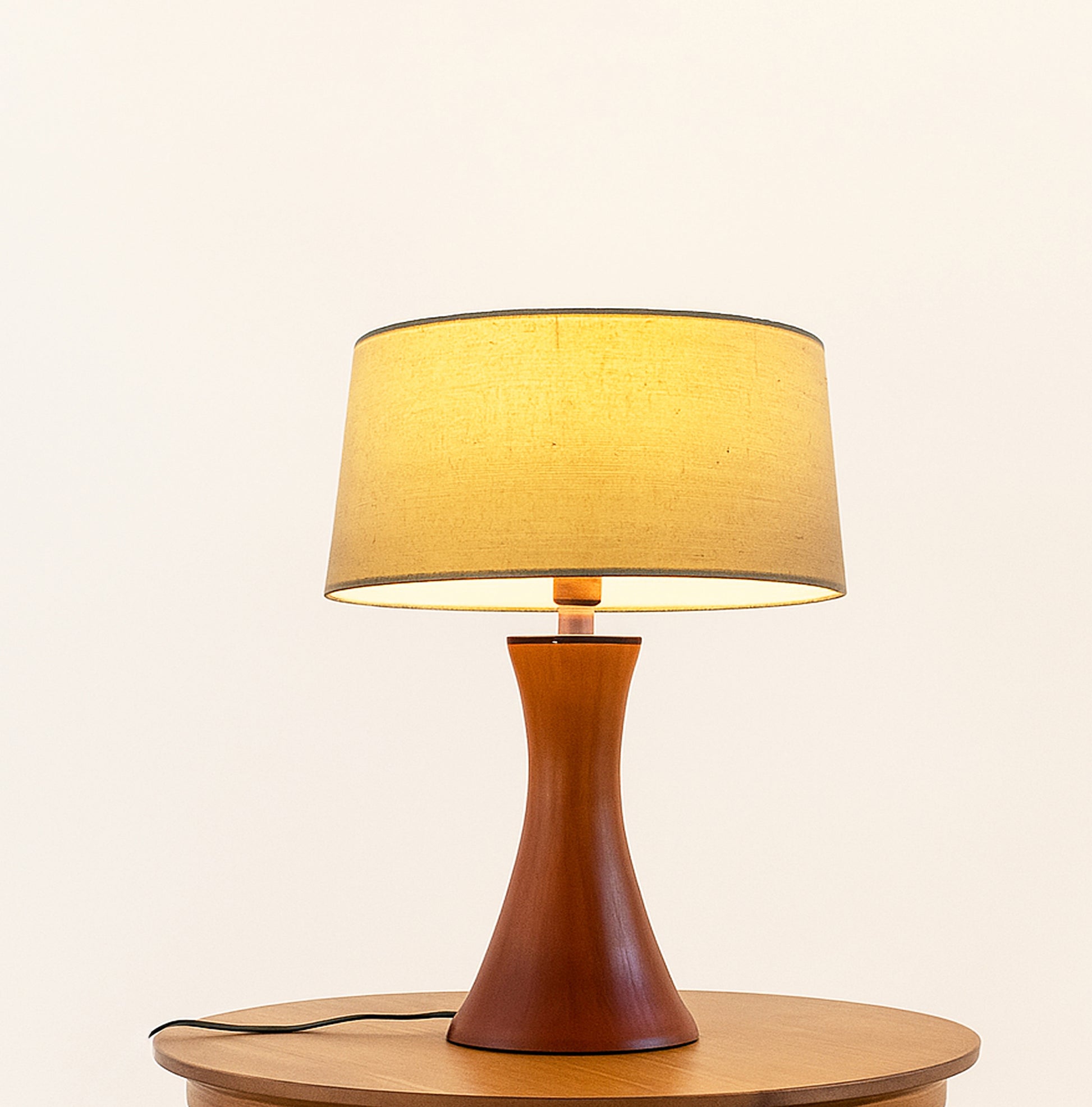 Stunning Table Lamps to Brighten Your Home wood
