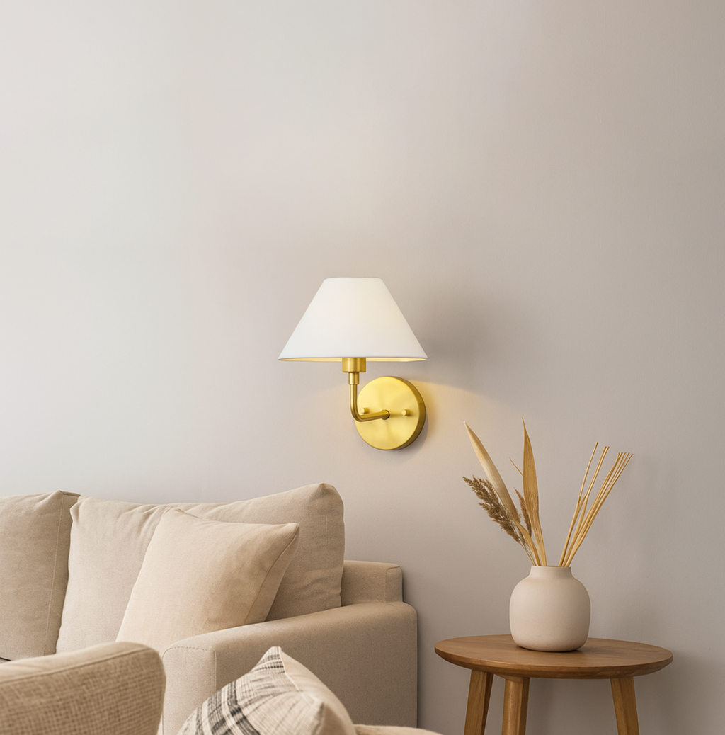 Stylish Canopy Wall Lamp: A Touch of Gold Elegance