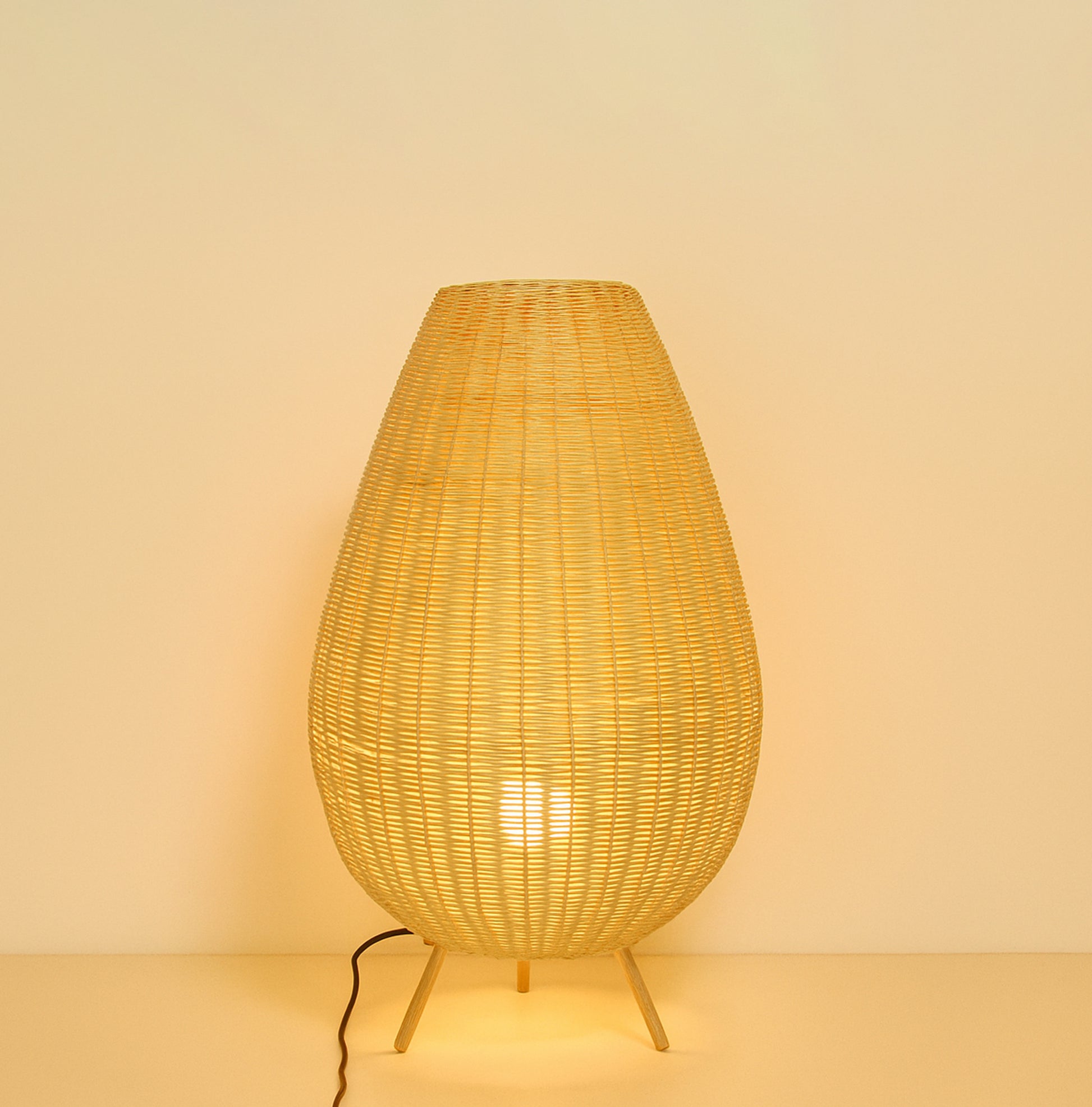 Unique Floor Lamps: A Statement of Style Wood