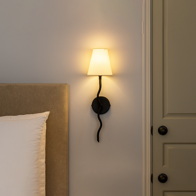 Unique Black Vertical Lamps You Need to See