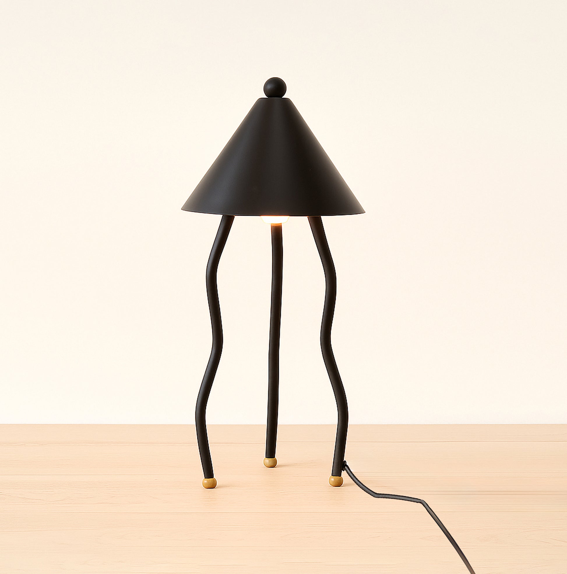 Discover the Magic of Jellyfish Metal table tripod Lamps matte black