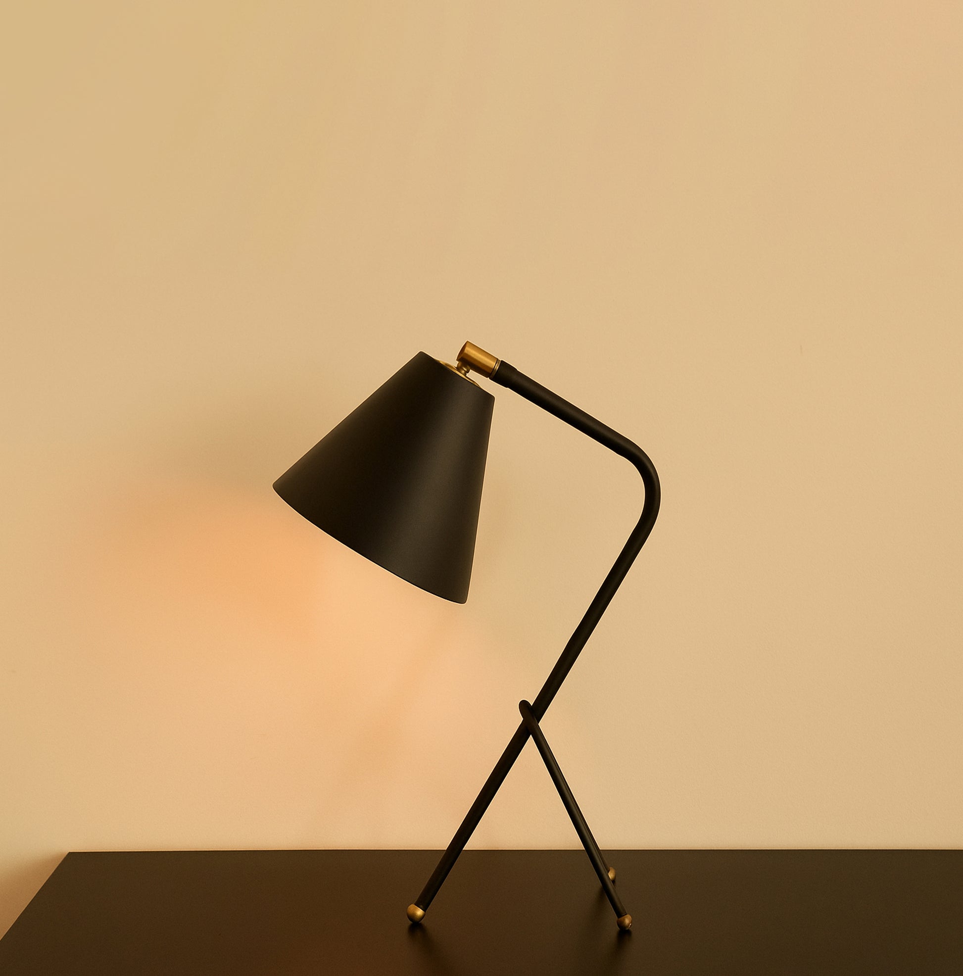 Black Unique Table Lamps: A Touch of Luxury for Your Home Matte Black
