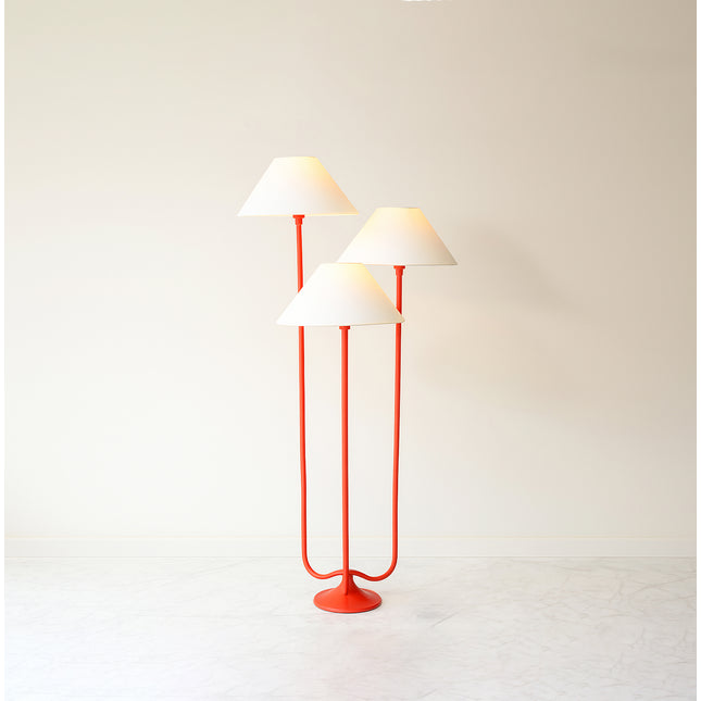 The Allure of Red: Floor Lamps That Dazzle Red