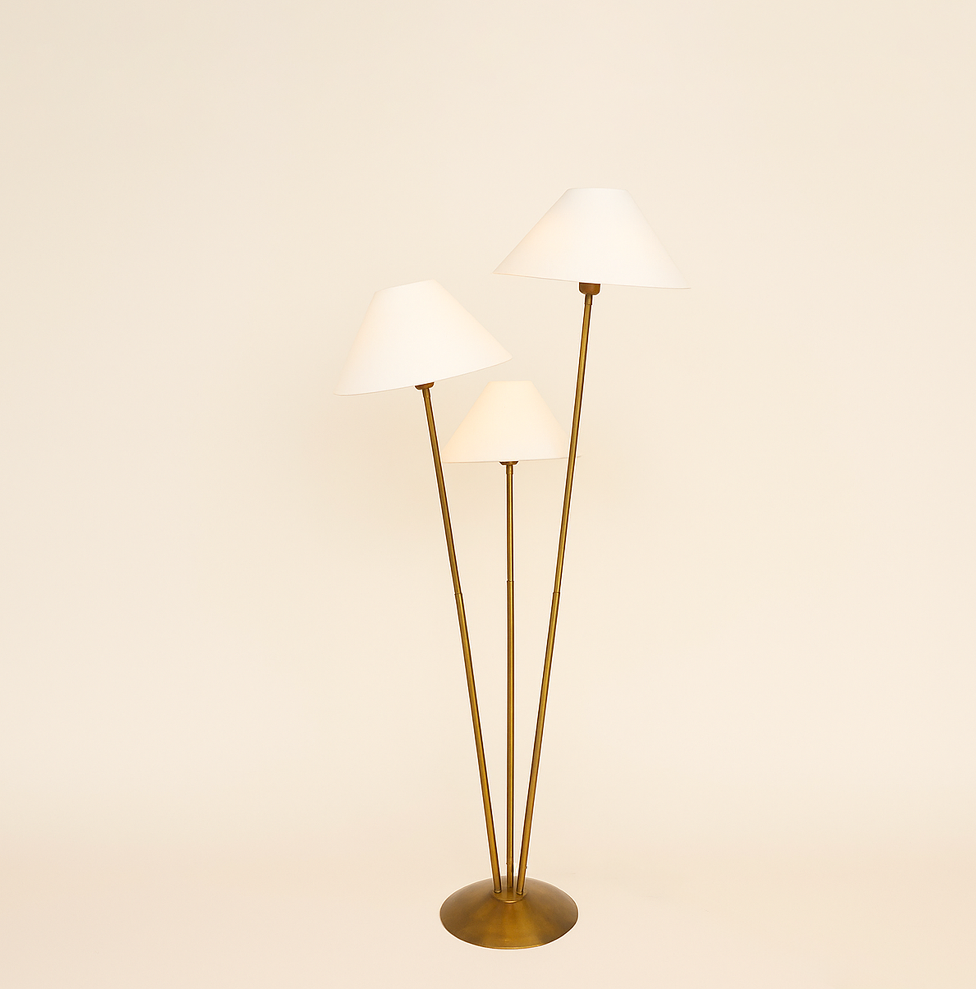 The Perfect Brown Lamp: Three Shades for Every Ambiance Brown