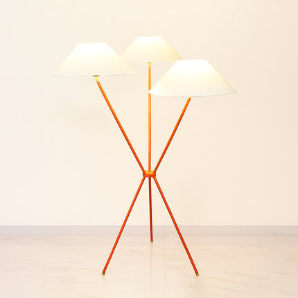 Trendy Floor Lamps to Upgrade Your Home Decor Red