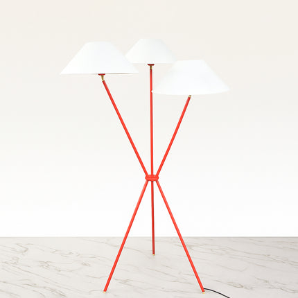 Trendy Floor Lamps to Upgrade Your Home Decor Red