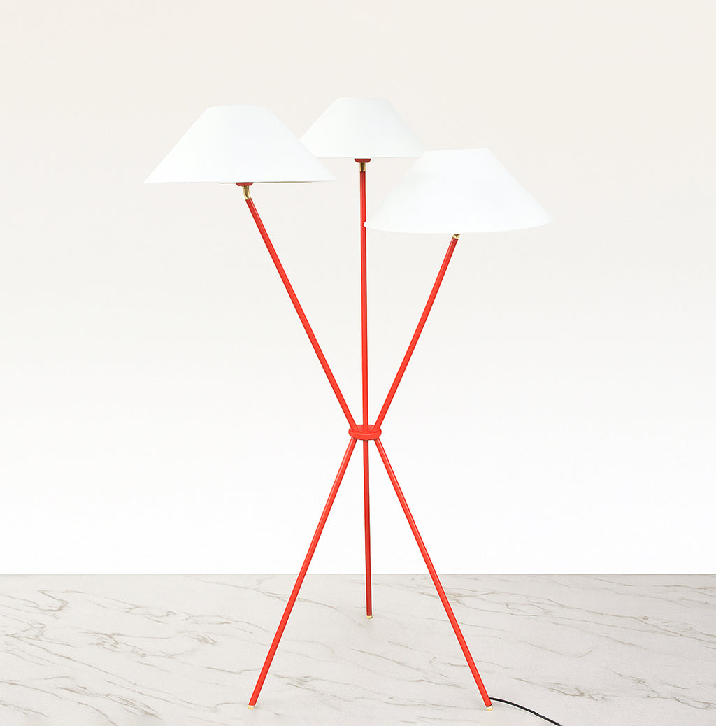 Trendy Floor Lamps to Upgrade Your Home Decor Red