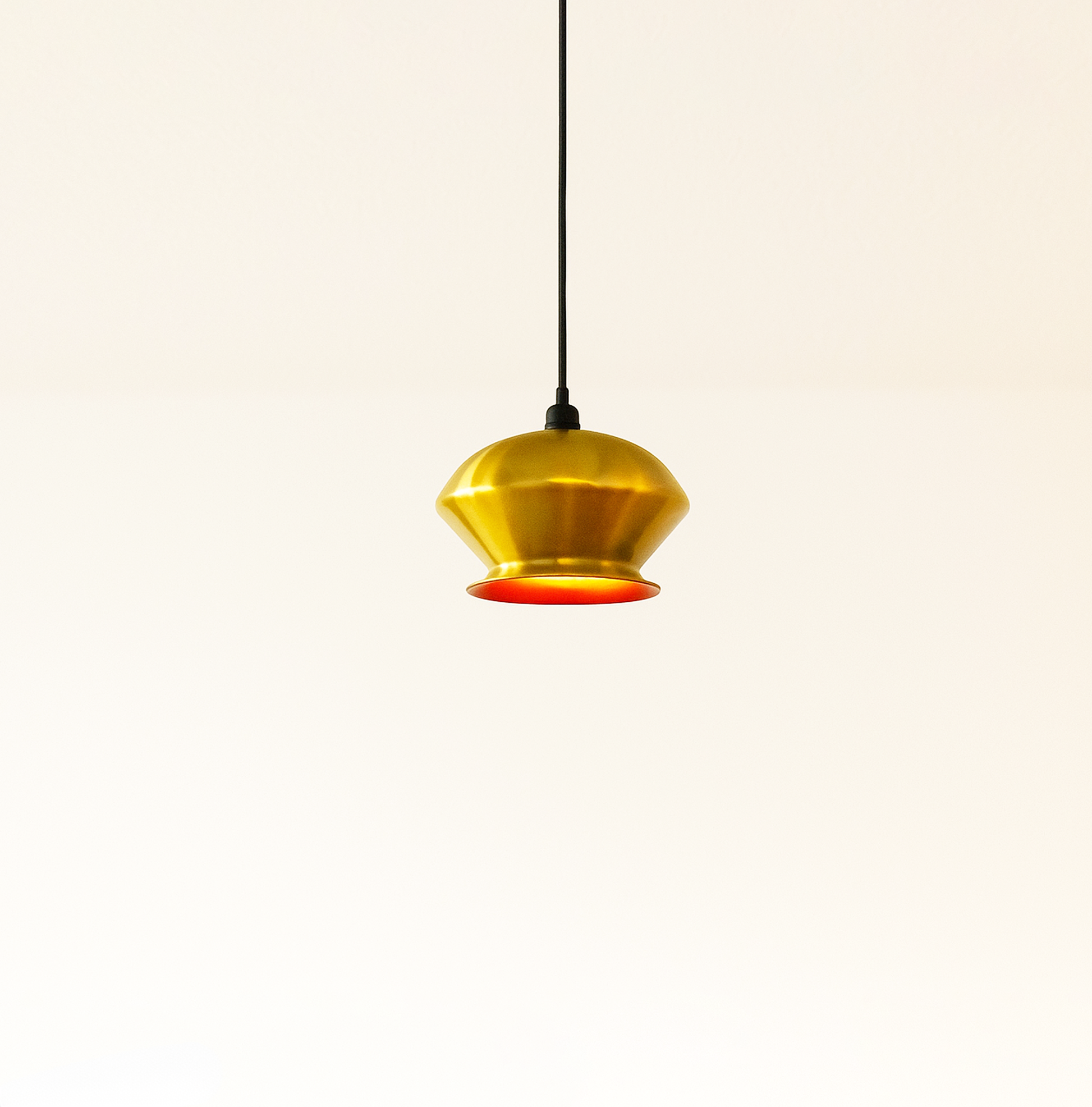 Unique Golden Hanging Lamps That Will Captivate You Golden