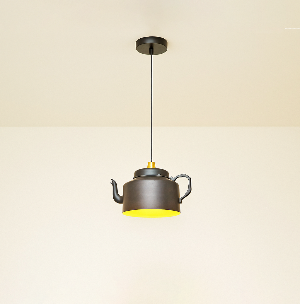 Best Black Hanging Lights for Modern Interiors matte black