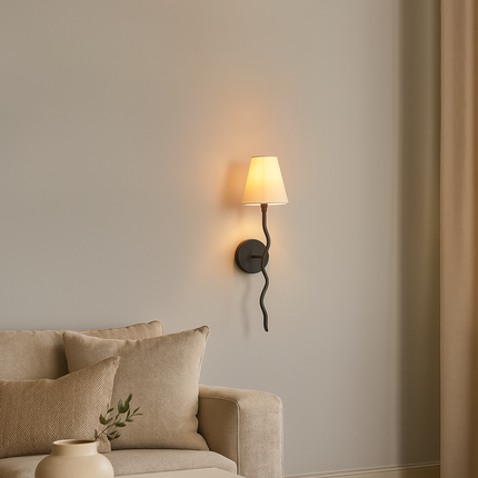 Unique Black Vertical Lamps You Need to See