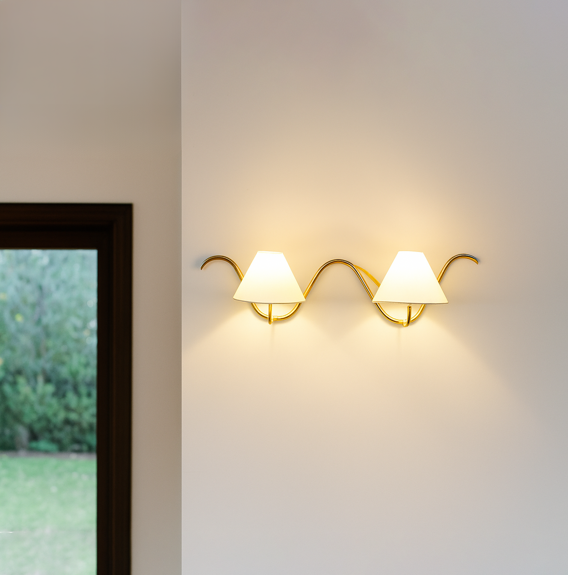 Best Golden Wall Lamps with Dual Bulb Options golden