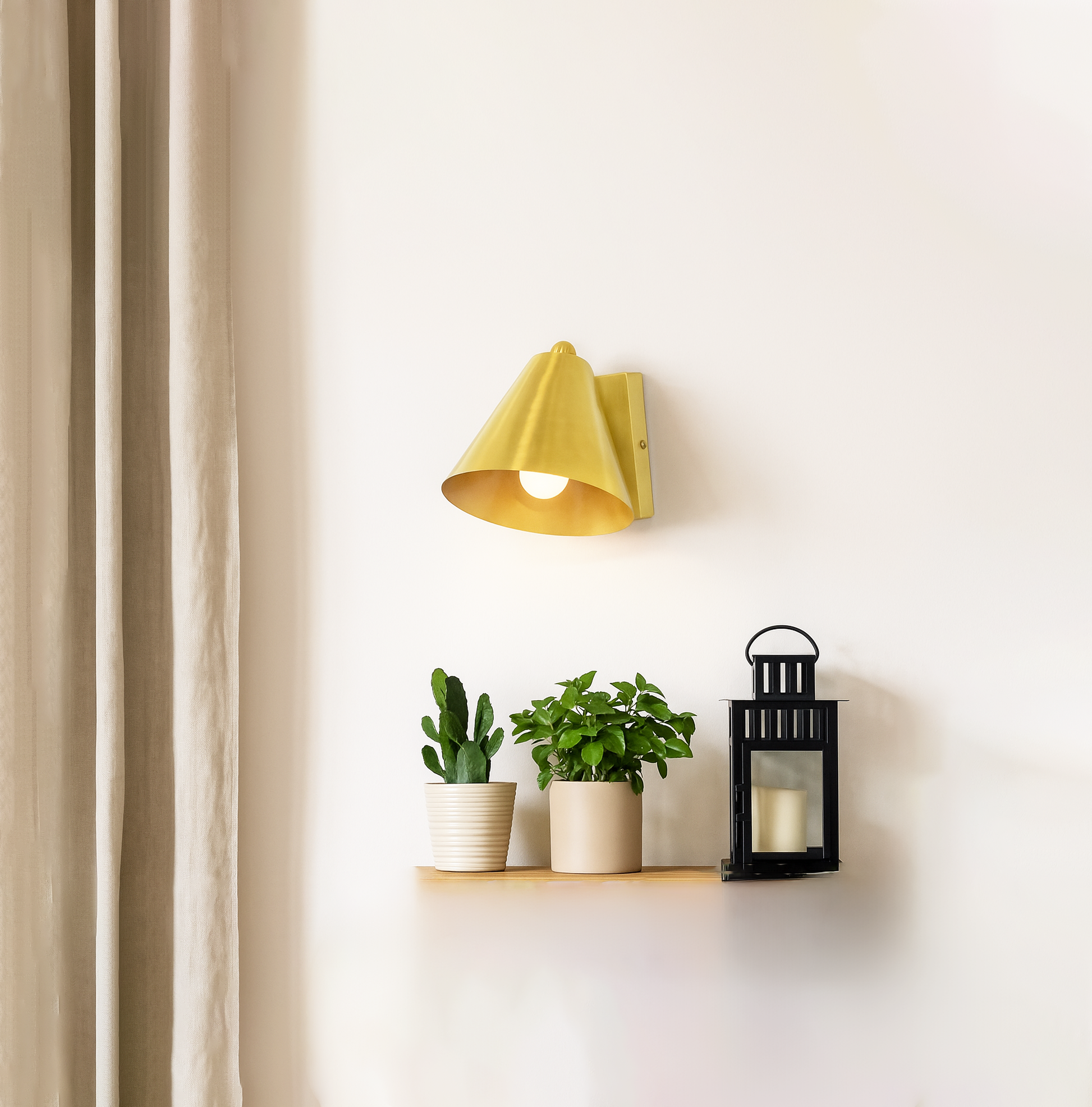 Discover the Beauty of Small Golden Wall Sconces
