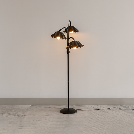 Elegant Floor Lamps to Elevate Your Space black