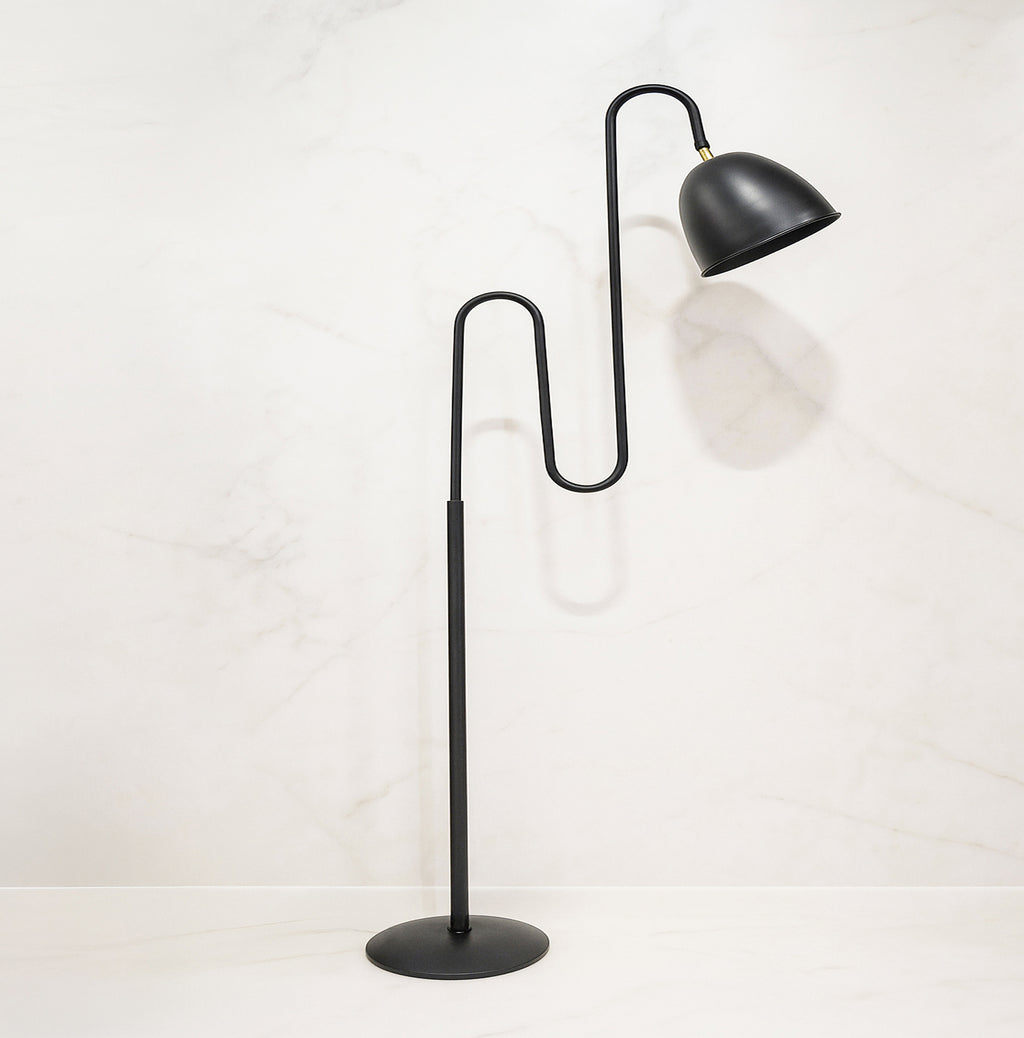 Discover the Charm of 5 Elegant Wall Lamps matte black