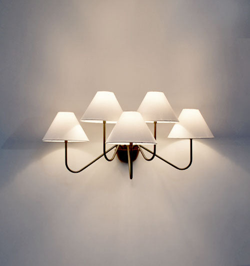 Discover the Charm of 5 Elegant Wall Lamps