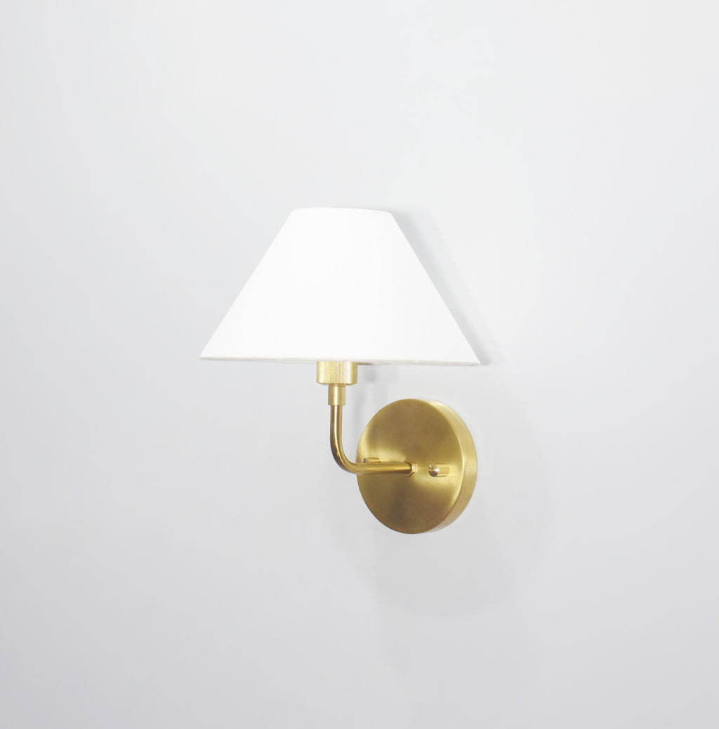 Stylish Canopy Wall Lamp: A Touch of Gold Elegance