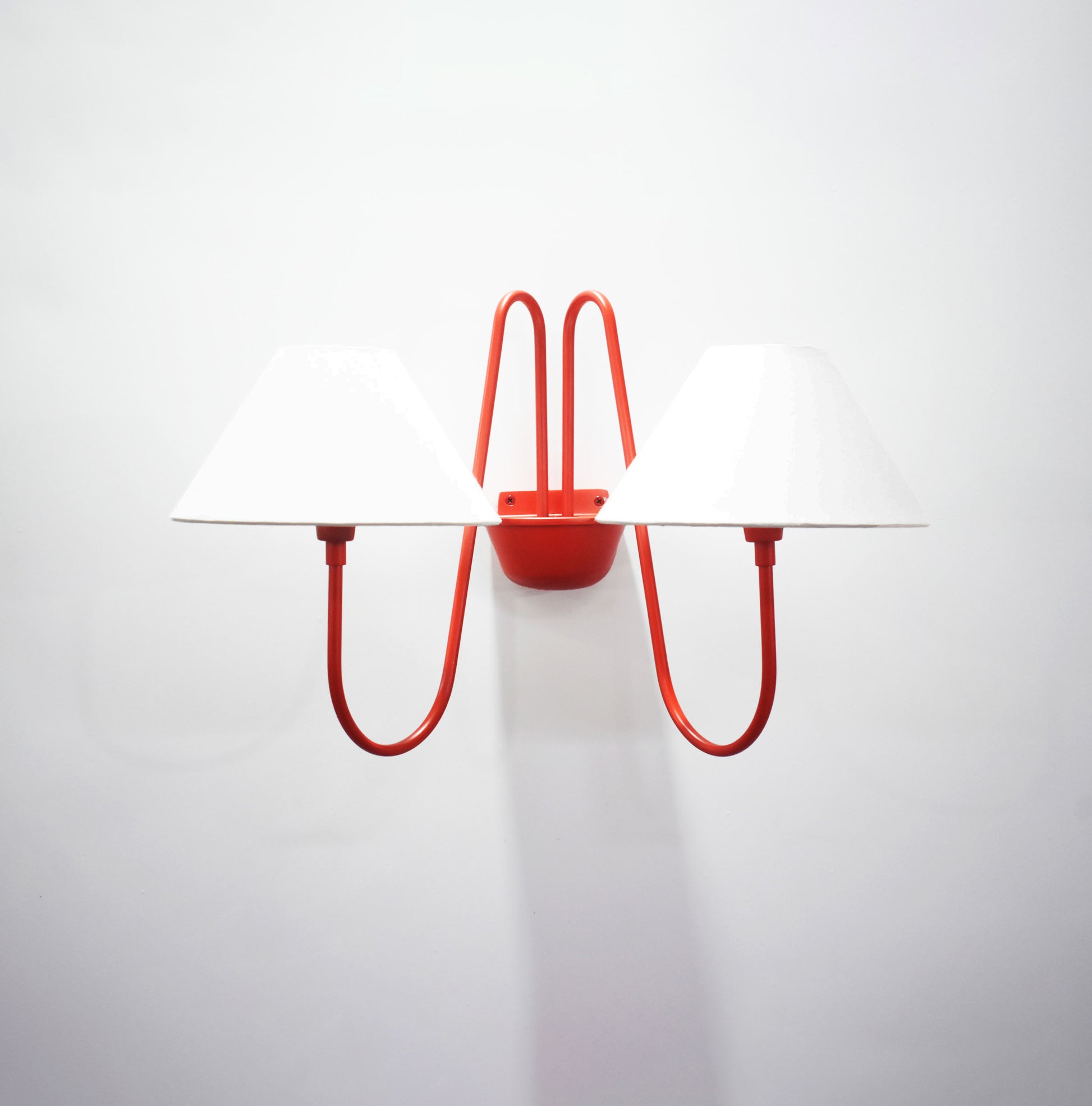 Two Wall Light Styles to Elevate Your Decor
