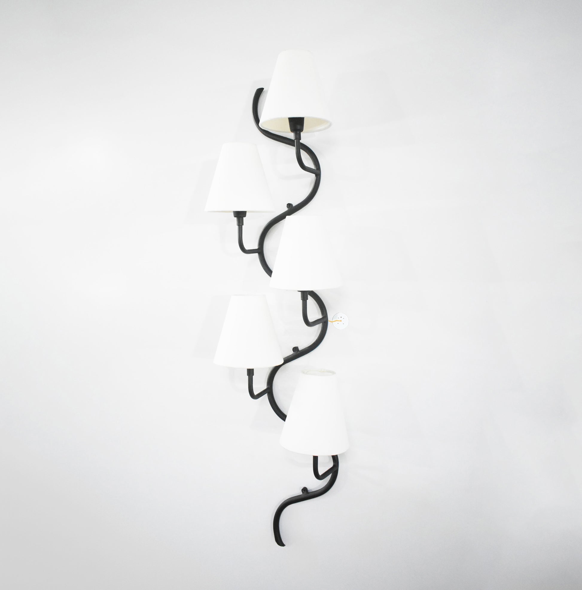 Black Five vertical lamp Enhances Your Decor