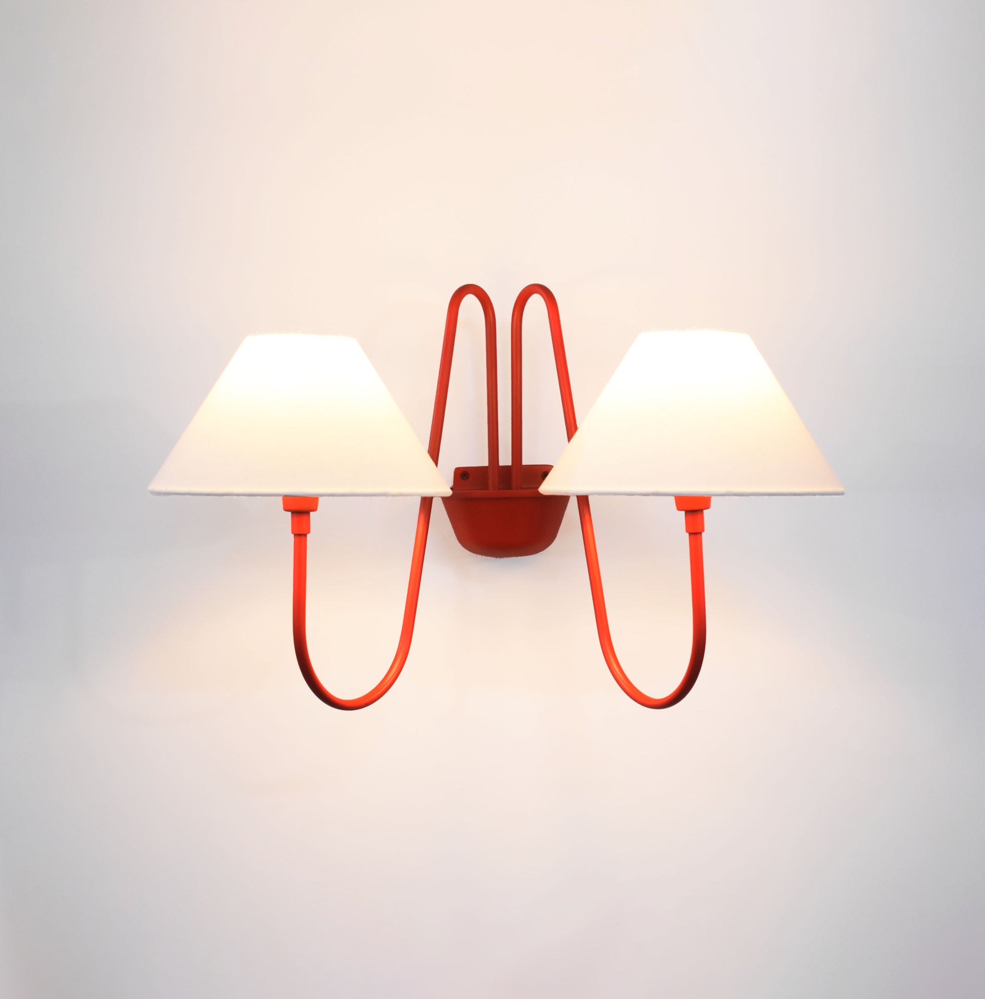 Two Wall Light Styles to Elevate Your Decor