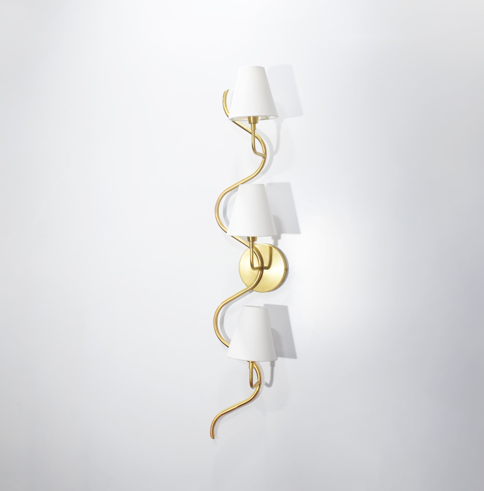 Discover the Charm of Golden Vertical lamp with canopy golden