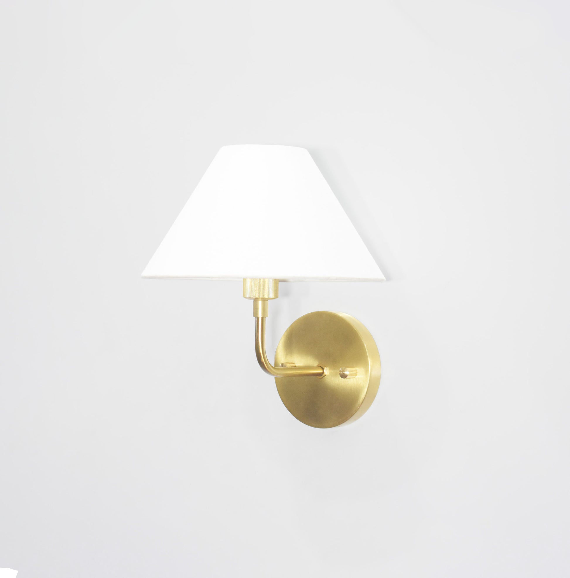 Stylish Canopy Wall Lamp: A Touch of Gold Elegance
