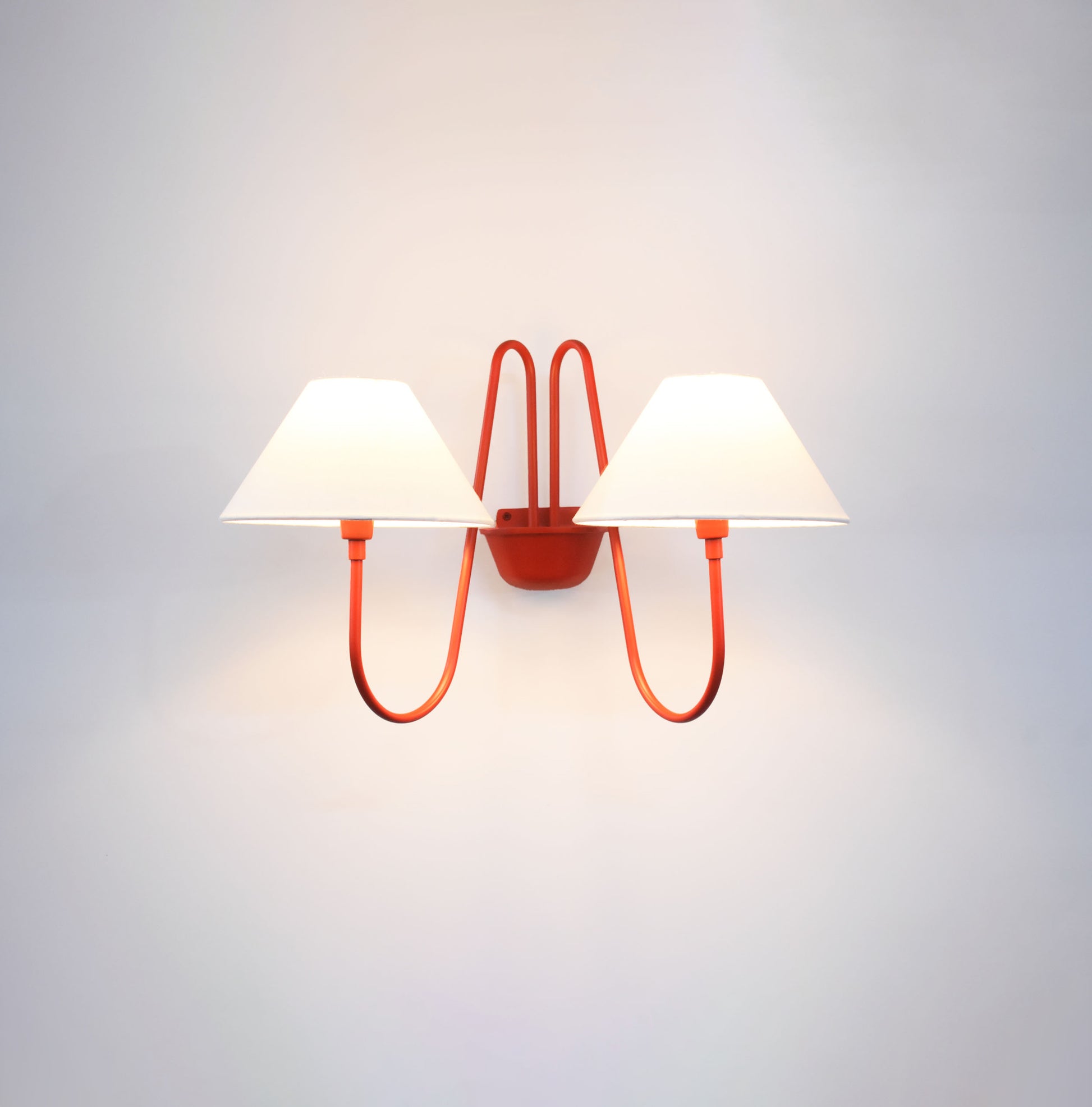 Two Wall Light Styles to Elevate Your Decor