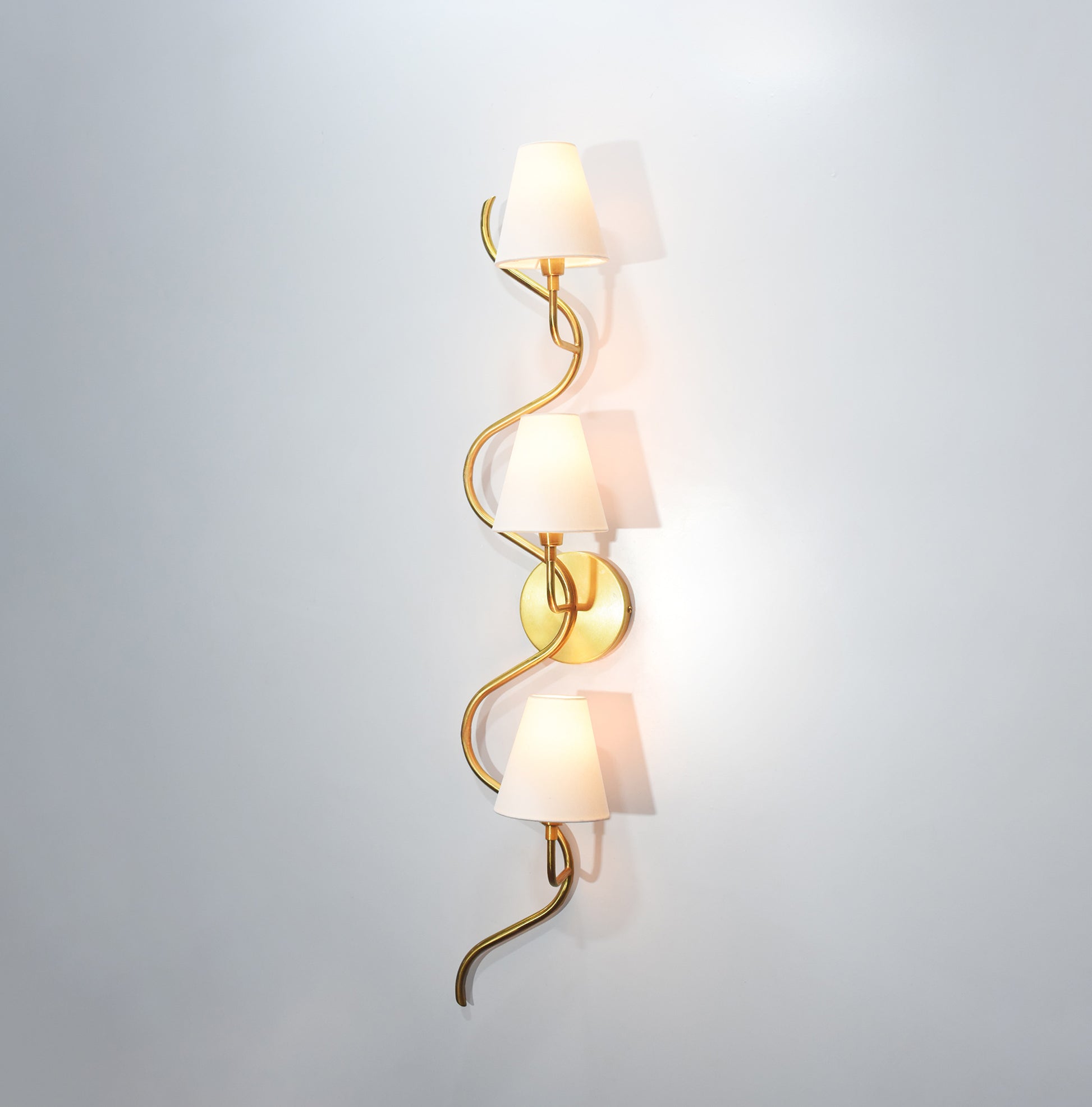 Discover the Charm of Golden Vertical lamp with canopy golden