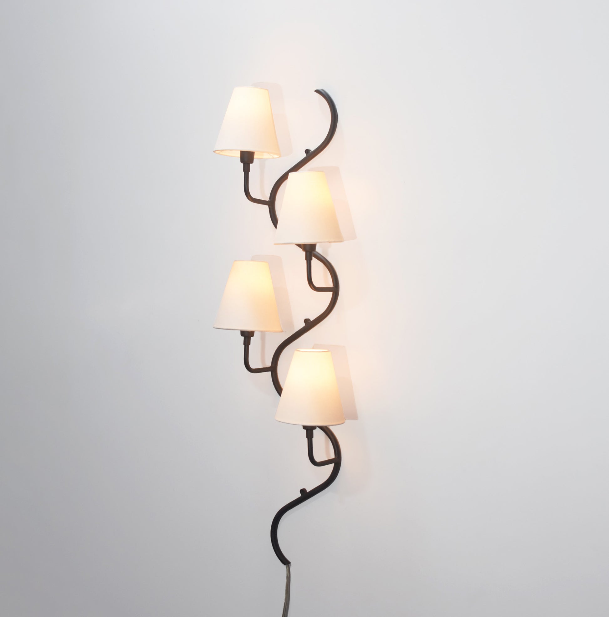 Unique Black Wall Light Ideas for Stylish Interiors