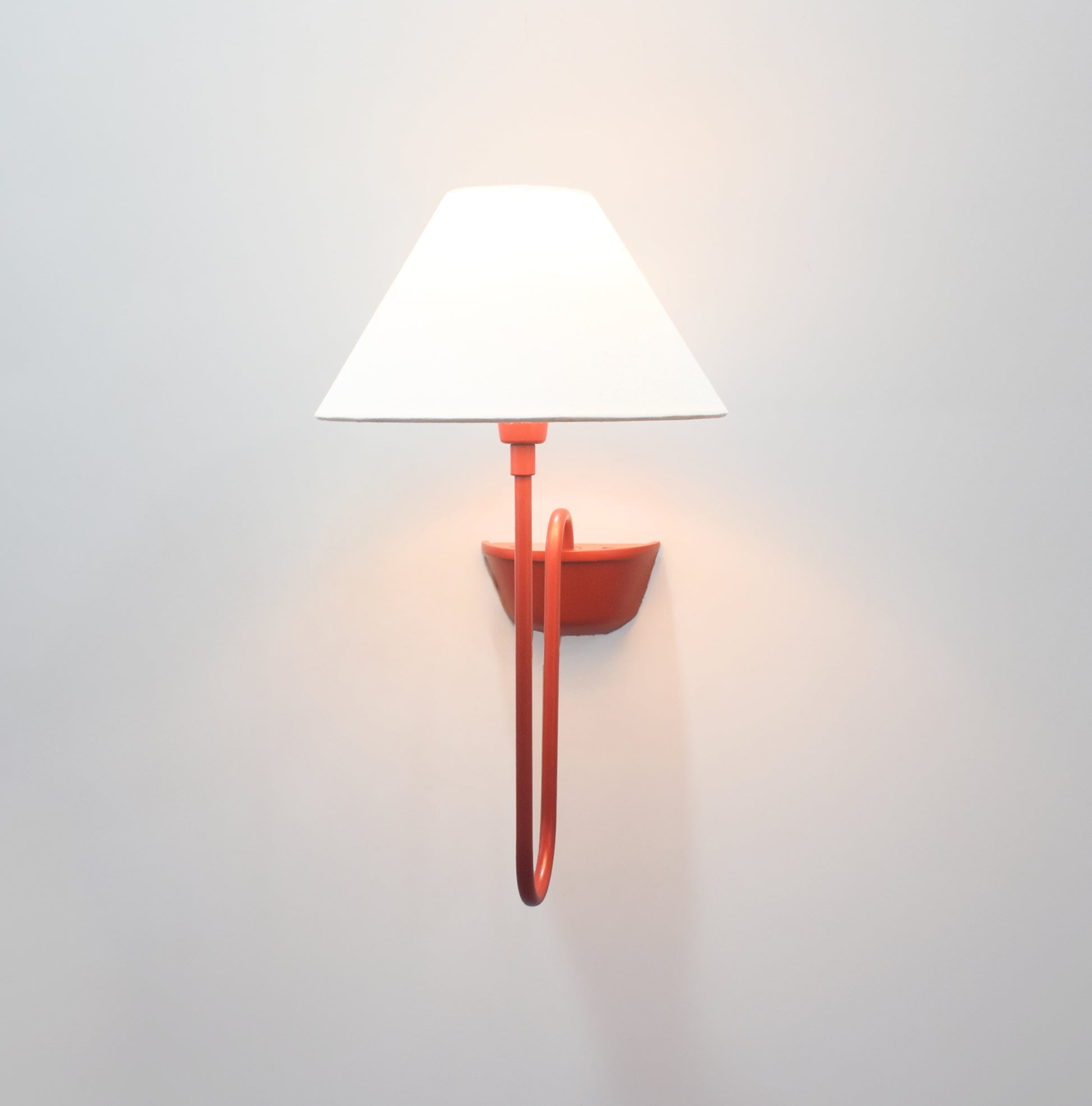 One Wall Lamp Red: Perfect Accent for Any Room