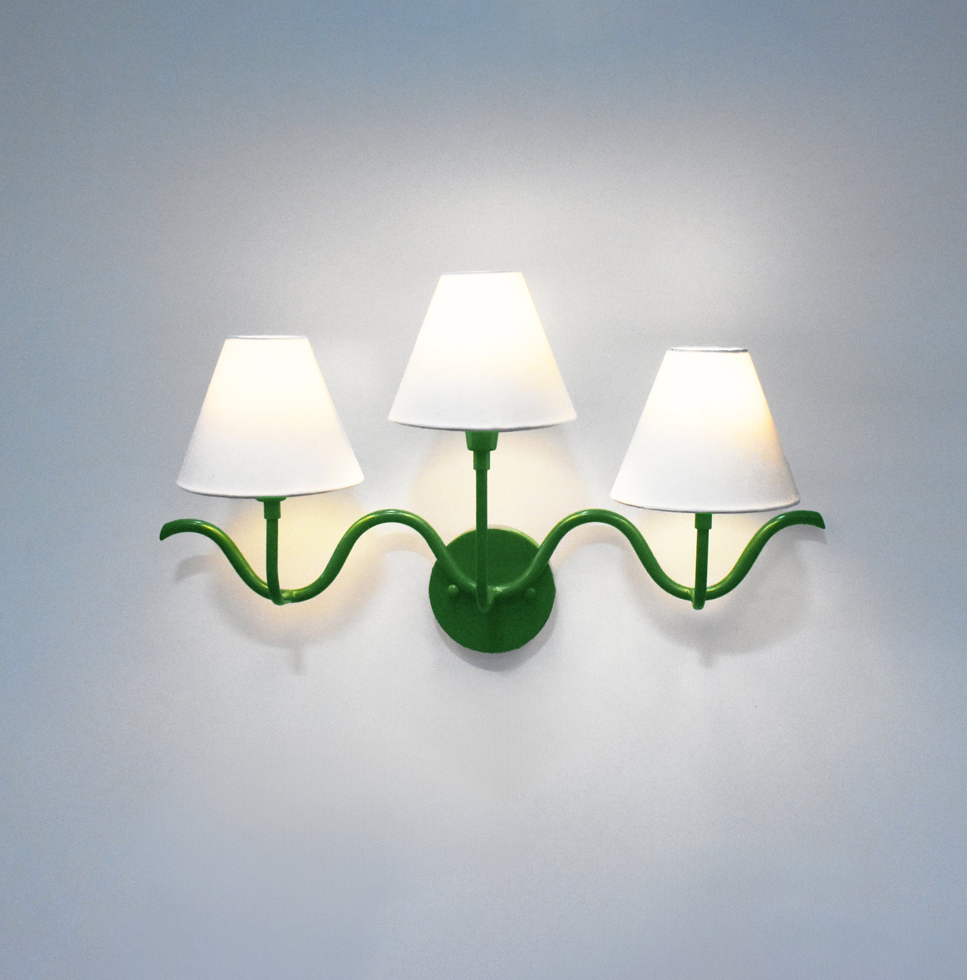 Unique Wall Lamps with Three Shades to Brighten Up