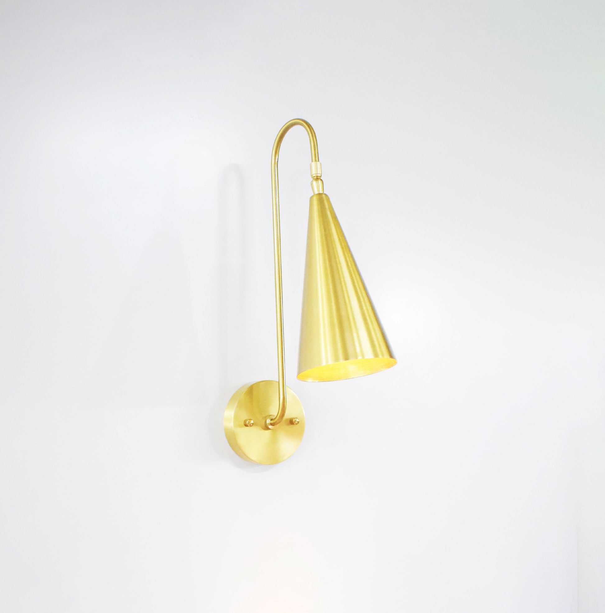 Transform Your Room with a Golden One Lamp
