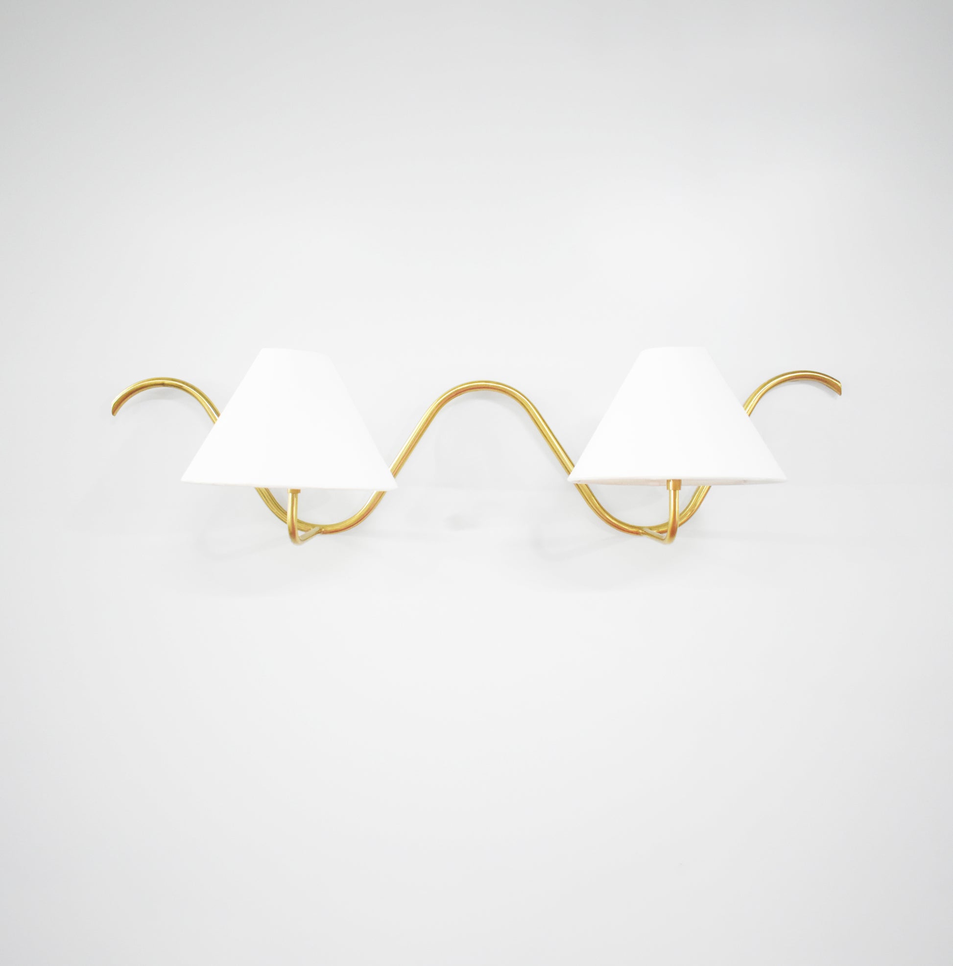 Best Golden Wall Lamps with Dual Bulb Options golden