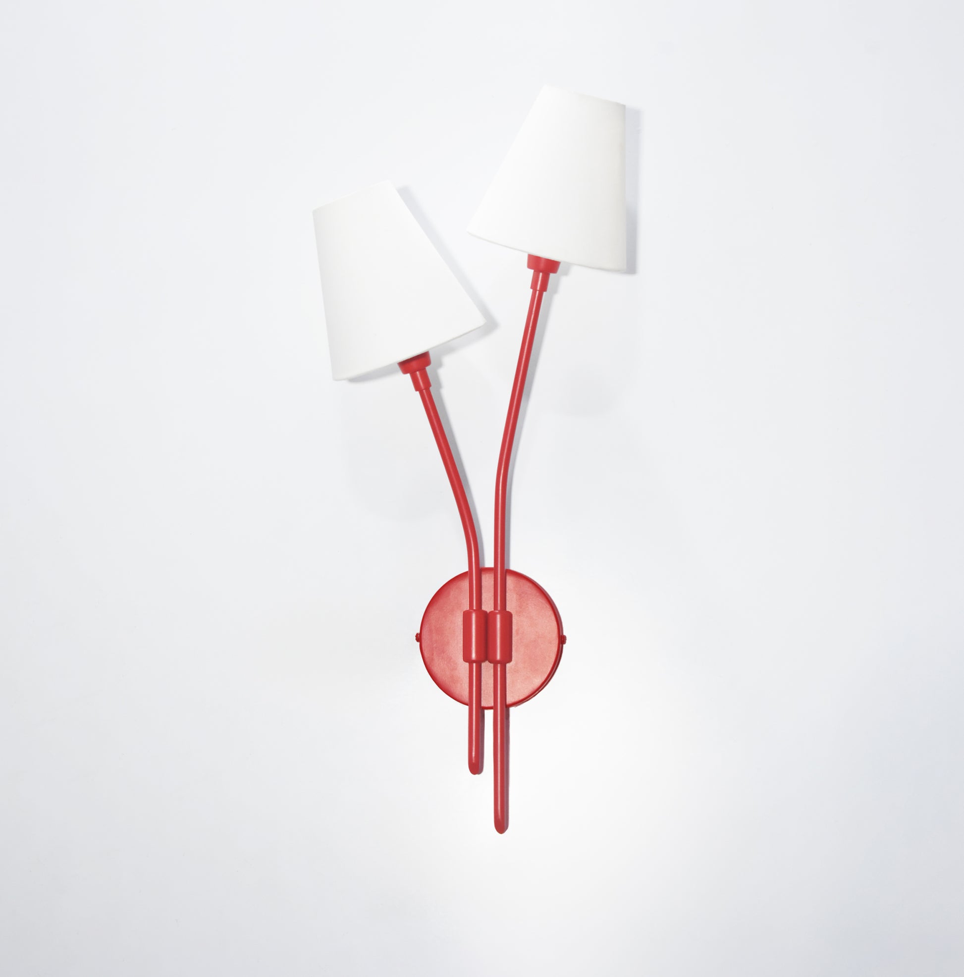 The Allure of Vertical Red Lamps in Home Design