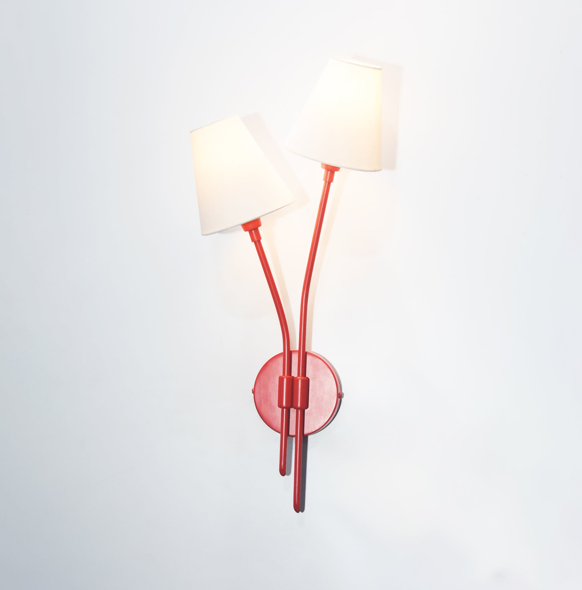 The Allure of Vertical Red Lamps in Home Design
